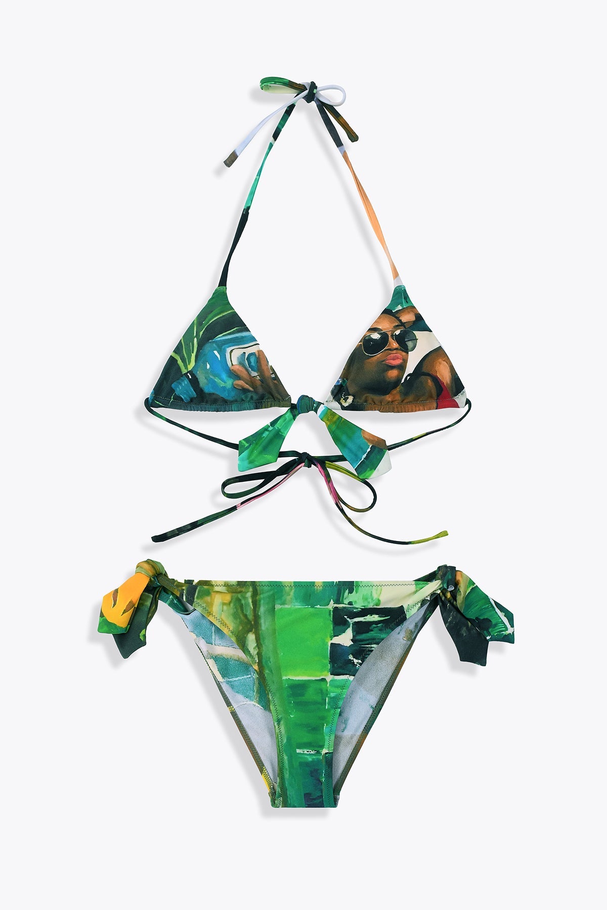 BIKINI GALERIE 75 UNE BOUTEILLE À TA MÈRE