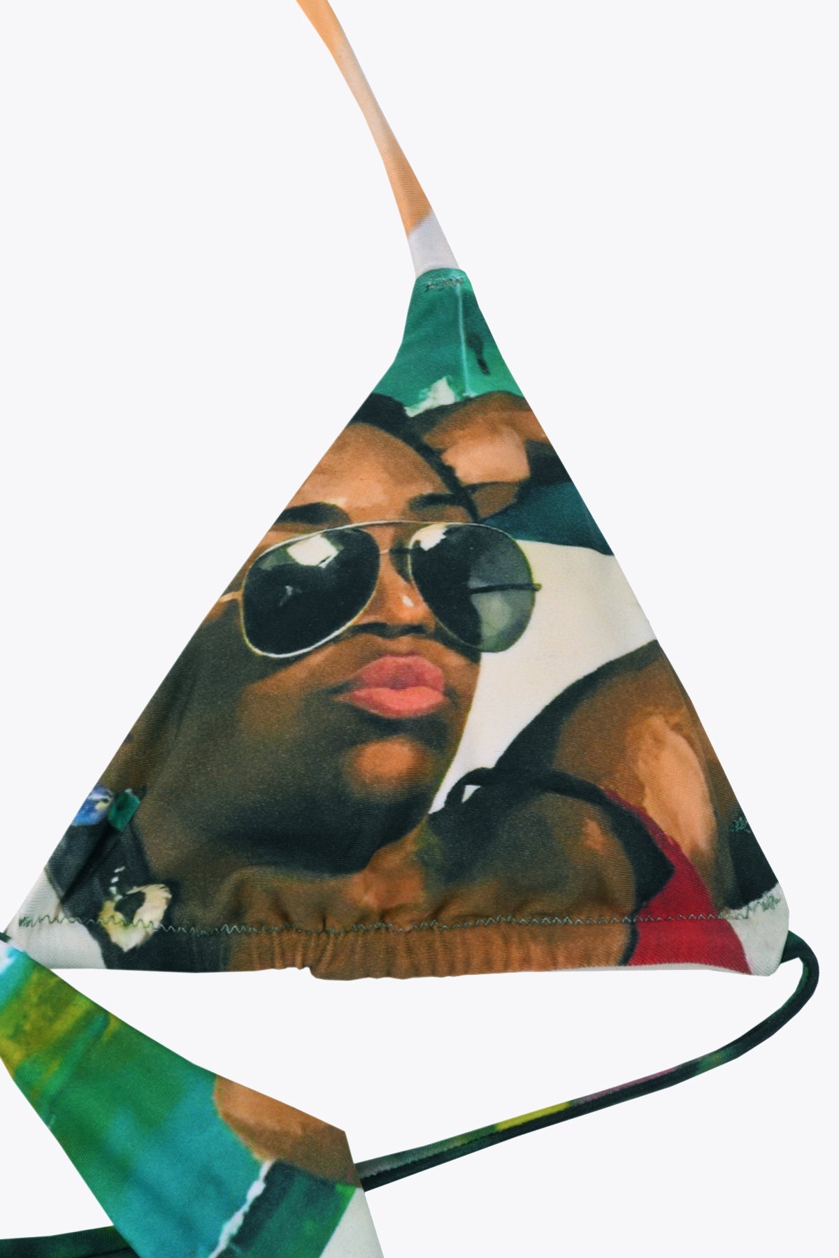 BIKINI GALERIE 75 UNE BOUTEILLE À TA MÈRE