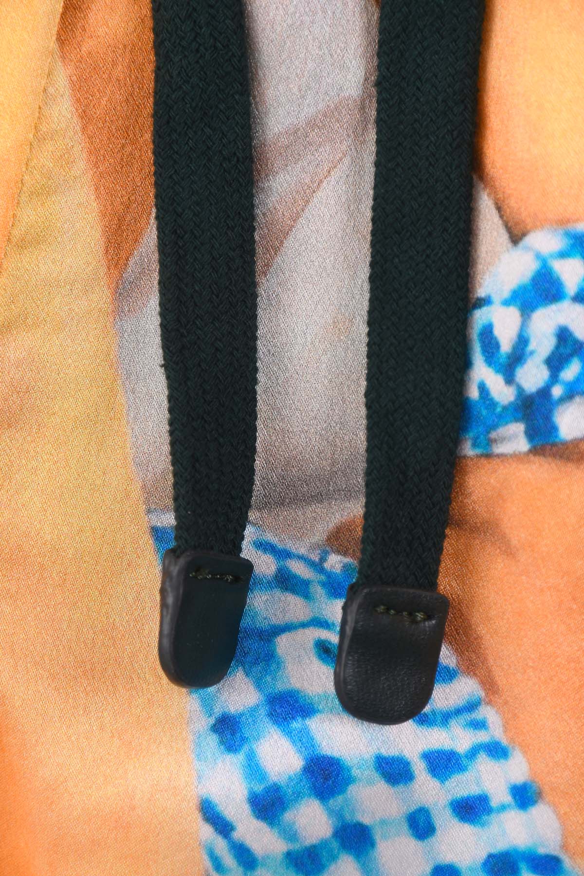 SHORT FEMME EN SATIN DE SOIE GALERIE 75 "CLOPE AU MUSEAU"