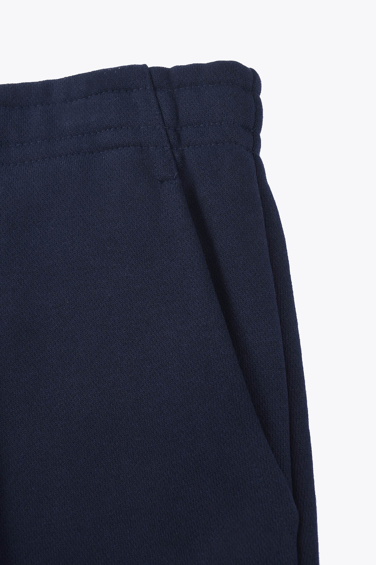 détail poche Bermuda bleu marine homme laine "Guerrière" art by Skio x Galerie 75