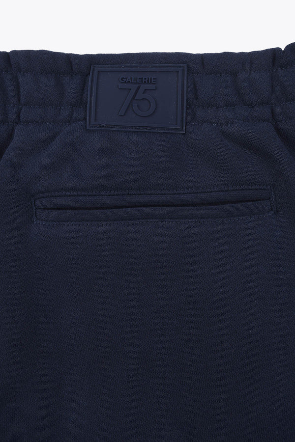 Vue étiquette Bermuda bleu marine homme laine "Guerrière" art by Skio x Galerie 75