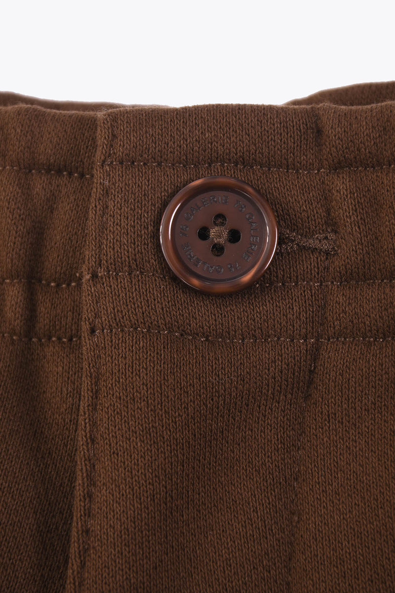 détail bouton Bermuda homme marron laine "les amazones" art by Skio X Galerie 75