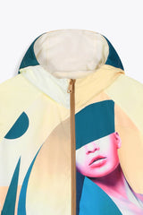 Capuche art Coupe-vent imperméable réversible : Œuvre “Les Amazones” de Skio x Galerie 75