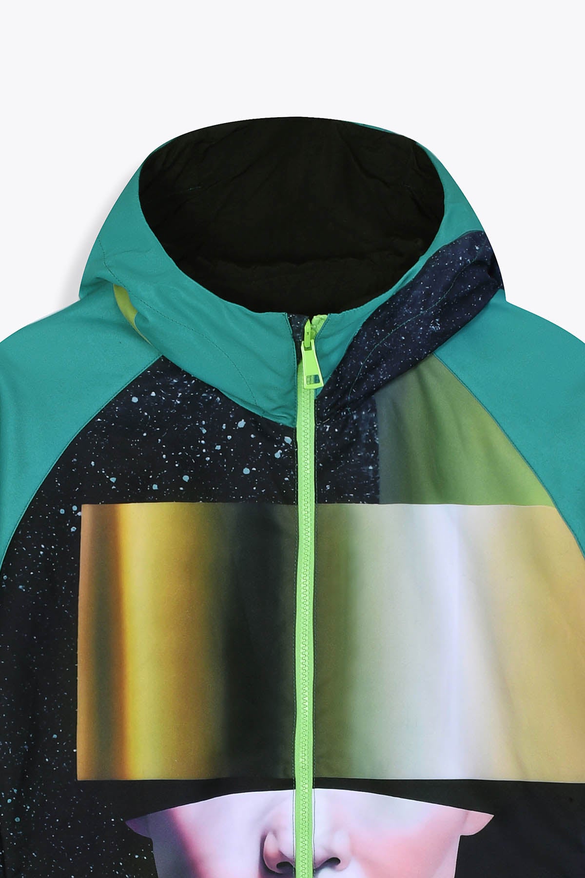 Coupe-vent réversible noir (zip vert) et face Œuvre “Asian Spleen” de Skio x Galerie 75 capuche