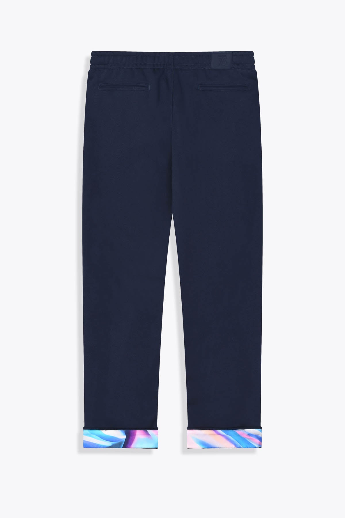 Revers dos Pantalon Homme bleu marine Galerie 75 avec revers Œuvre “Guerrière” de Skio