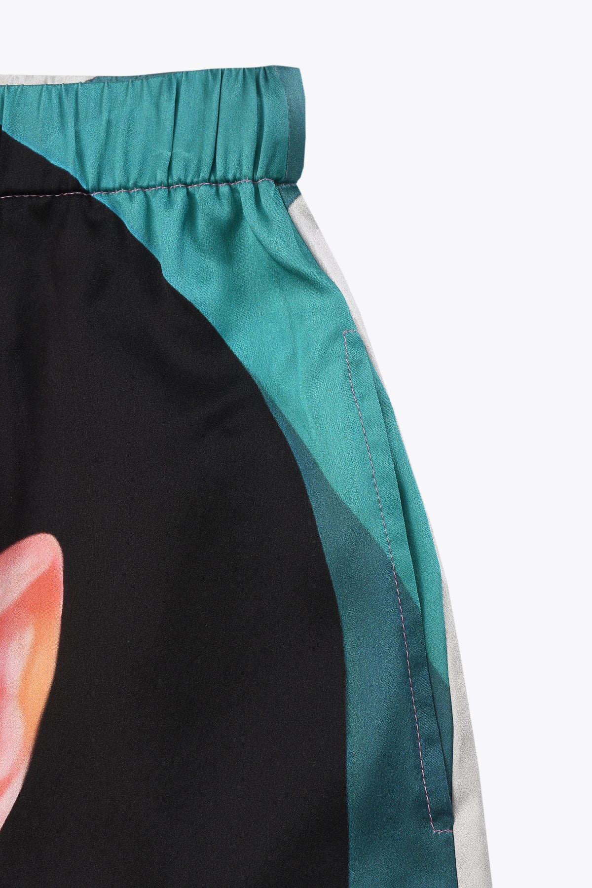 détail elastique Short femme soie Artdéco by Skio x Galerie 75 