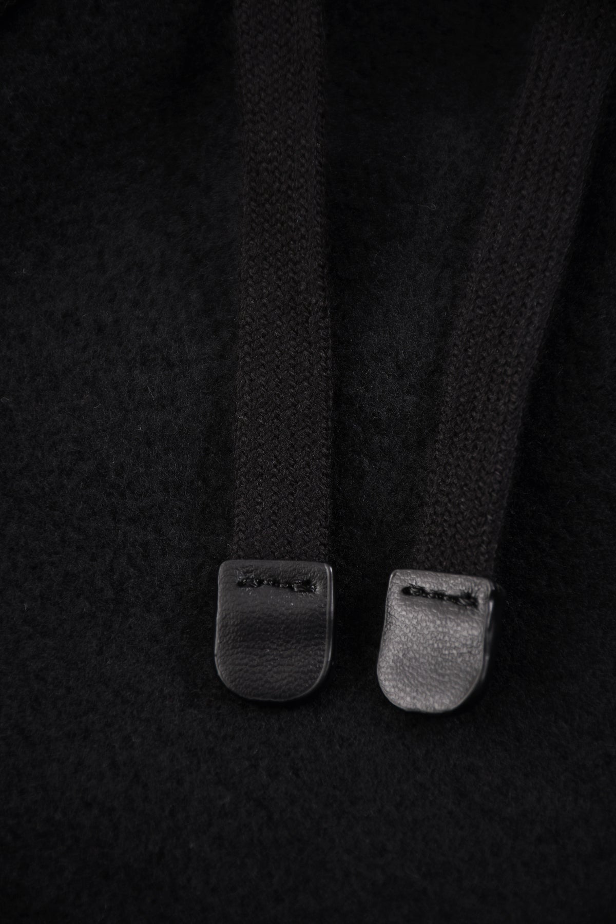 Short nylon homme Artdeco by Skio x Galerie 75 détail ruban