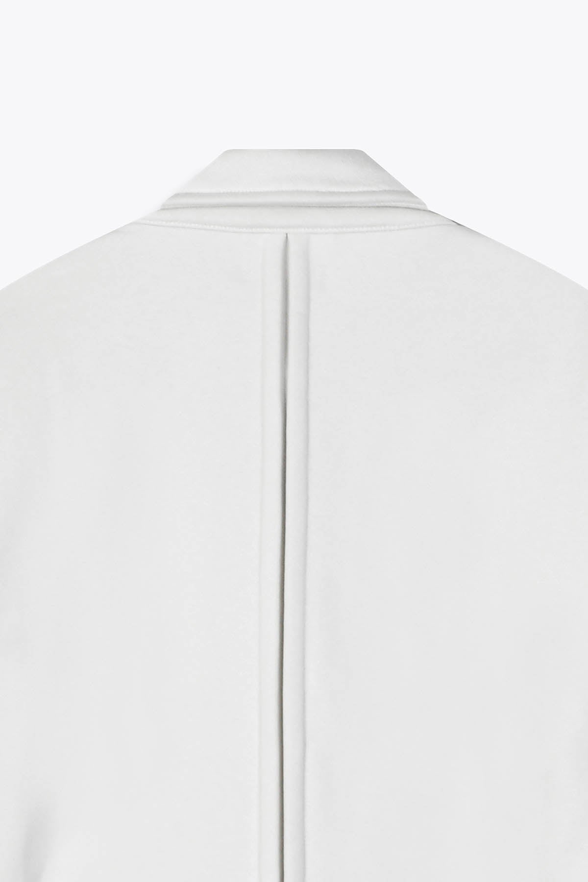 Veste_blanche_offwhite_dos_zoom_skio_les_Amazones_Galerie_75