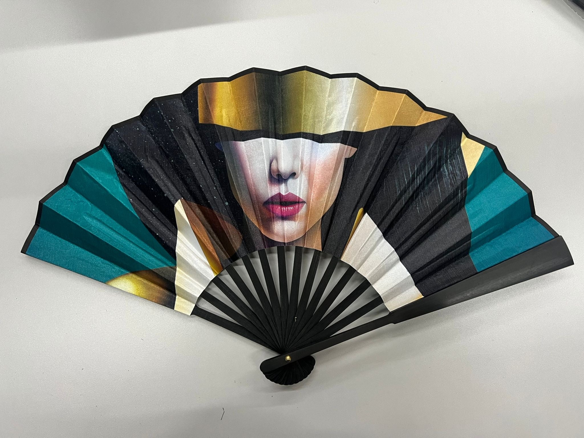 Éventail GALERIE 75 Asian Spleen