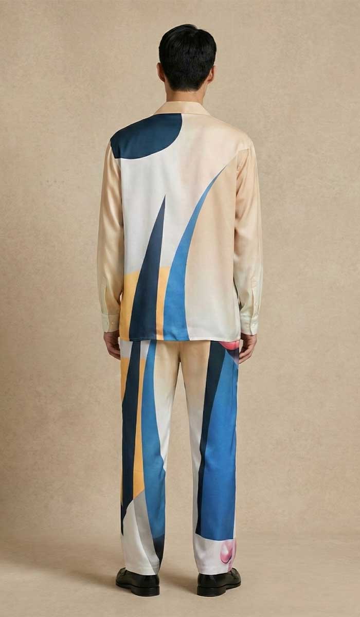 mannequin de dos porte chemise homme soie manches longues les amazones et pantalon homme les amazones