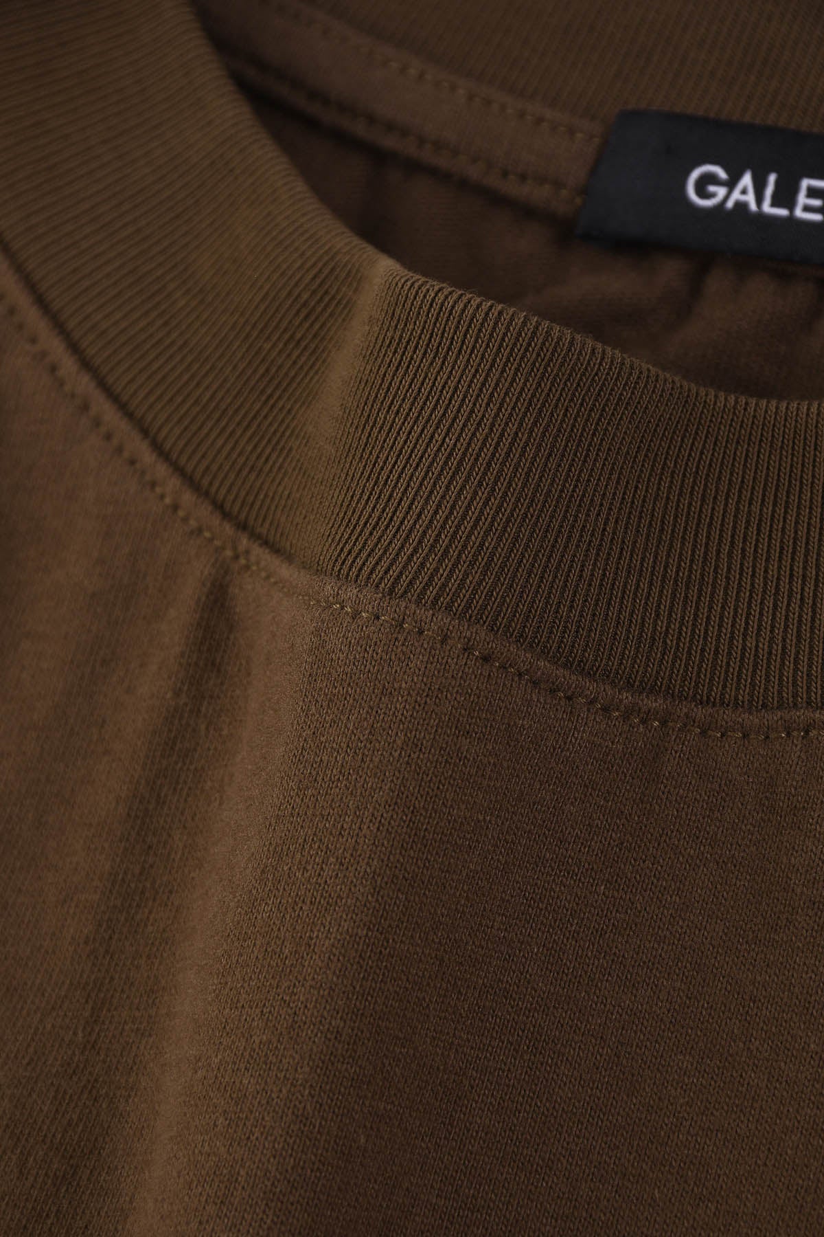 tshirt oversized col marron galerie 75 skio