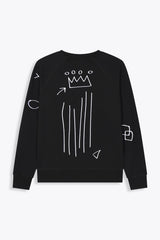 la couronne sur le dos de ce sweatshirt noir en broderie blanche